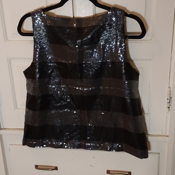 Leo and Sage Sequin Tank - Picture 8 of 9